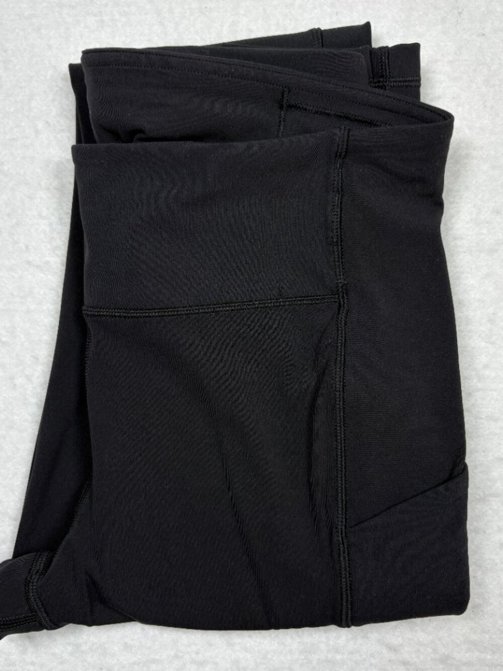 Lululemon Black Workout Leggings with Side Pockets Athleisure Gorpcore 6 Tall